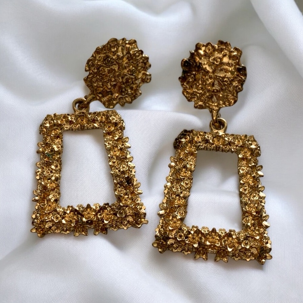 Large Gold Nugget Textured Statement Earrings Vin… - image 2